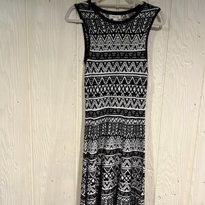 𝅺TAYLOR & SAGE NWT drop waist sleeveless dress size m